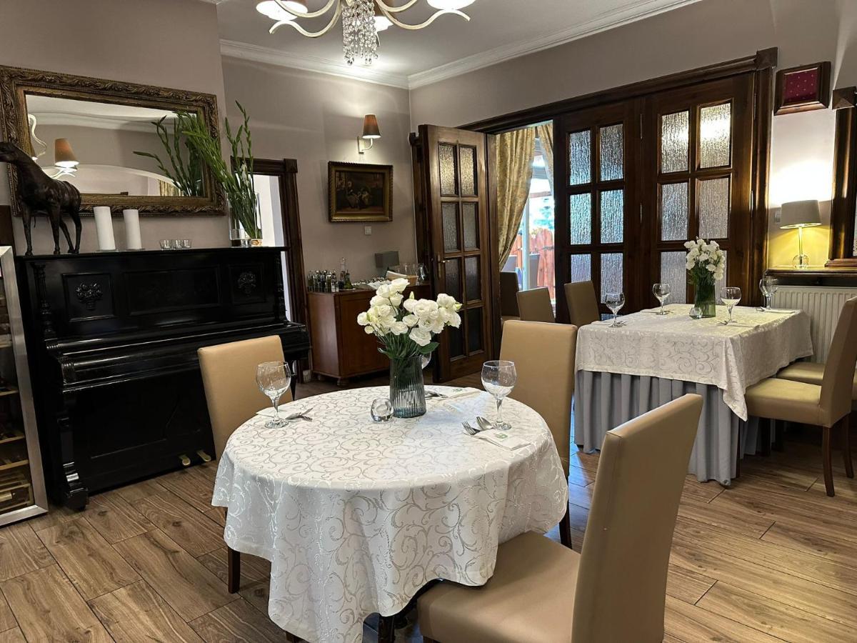 Hotel Kresowianka Konin  Esterno foto